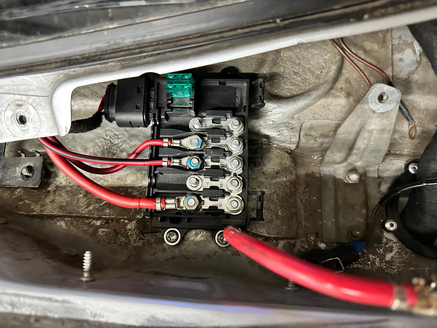 Billet CNC Wire Tuck Battery Fuse Box Frame Rail Mount VW MK4 Carrot Top Tuning