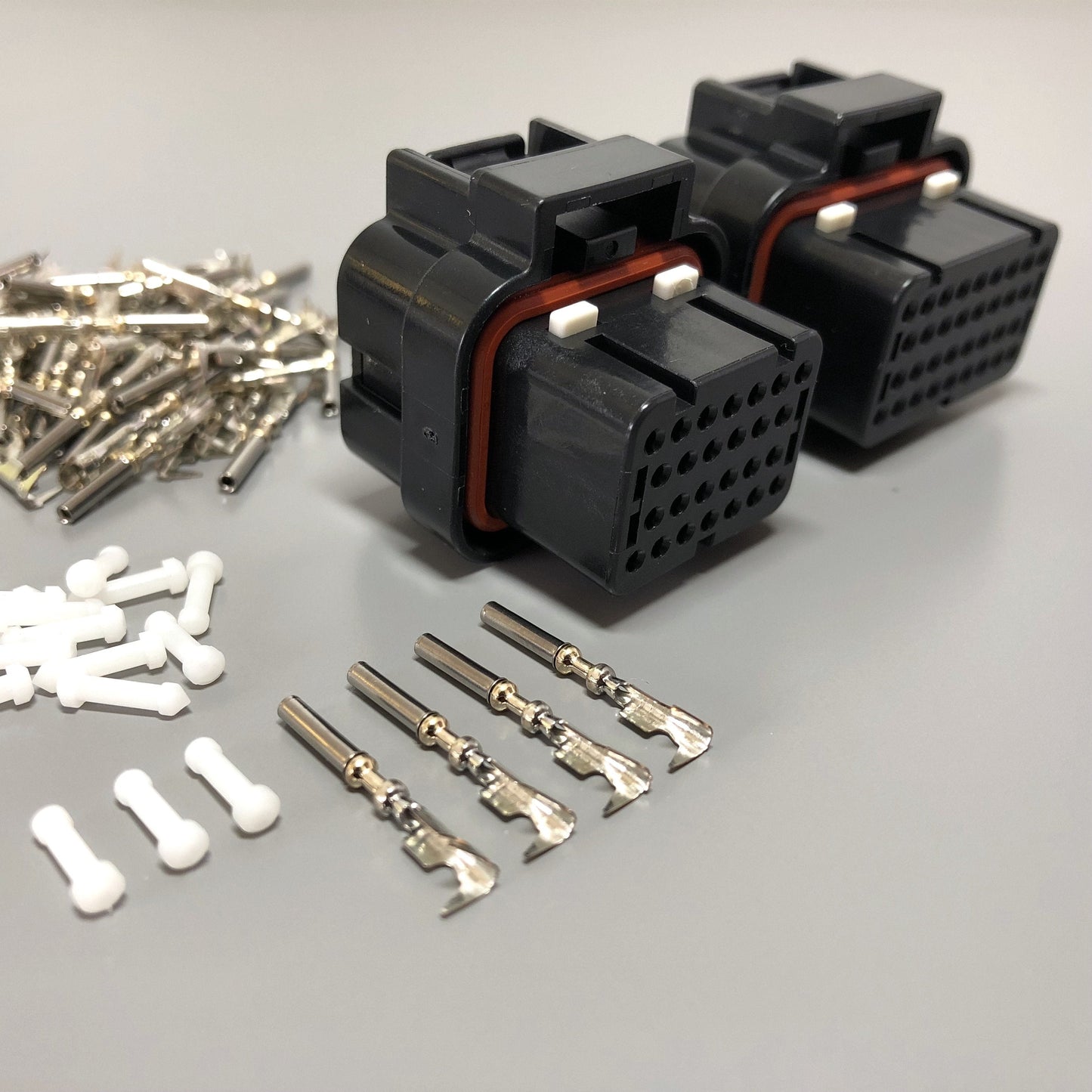 MoTeC PDM Connector Plug Clip Kit", "PDM15", "PDM30", "E888", "26-Pin + 34-Pin