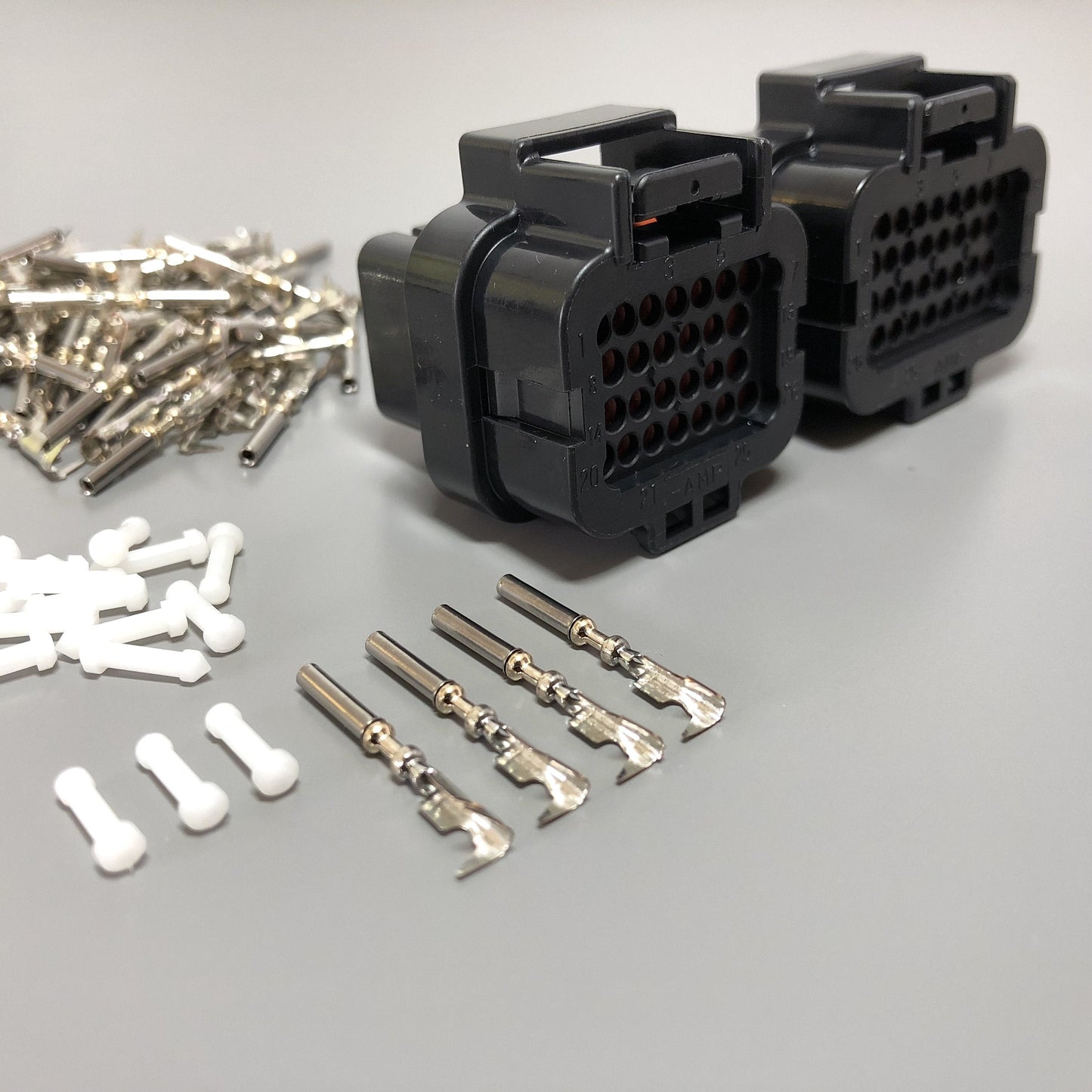 Haltech ECU Connector Plug Kit", "Platinum Sport 1000 2000", "26-Pin + 34-Pin